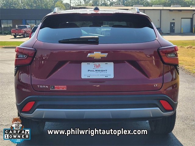 Used 2025 Chevrolet Trax LT image 4