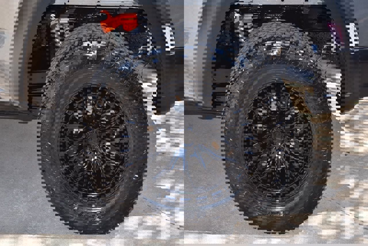 Used 2025 Ford F150 Raptor image 42