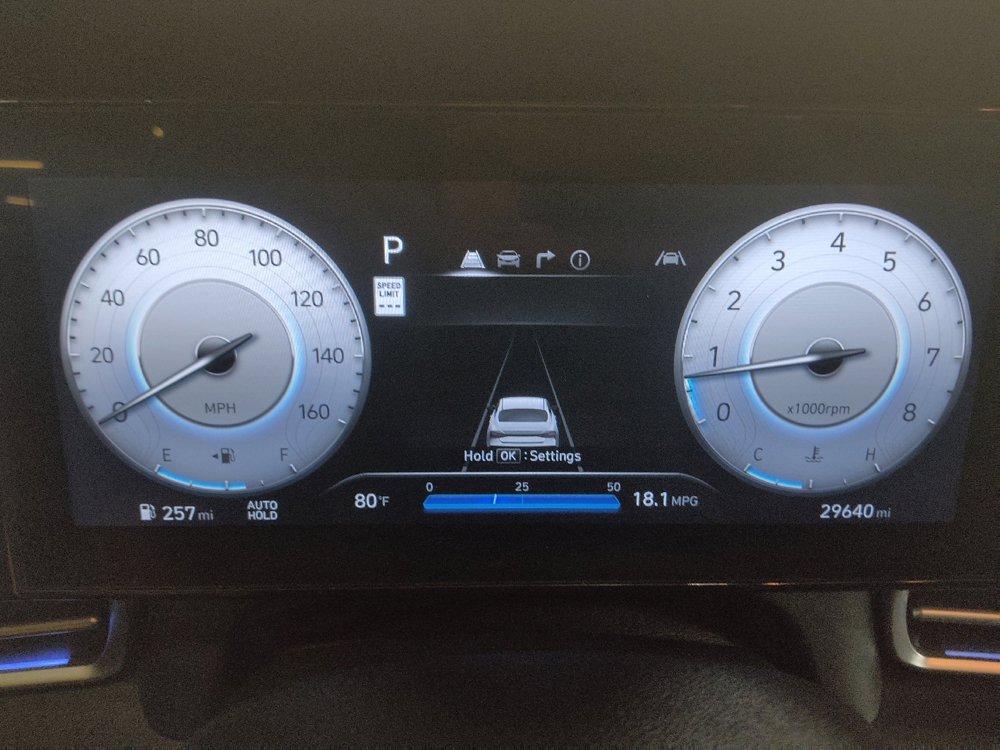 Used 2025 Hyundai Elantra SEL FWD image 23