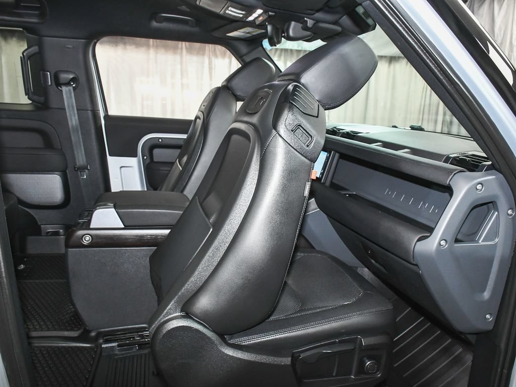 Used 2021 Land Rover Defender 90 X-Dynamic S AWD/4WD image 50