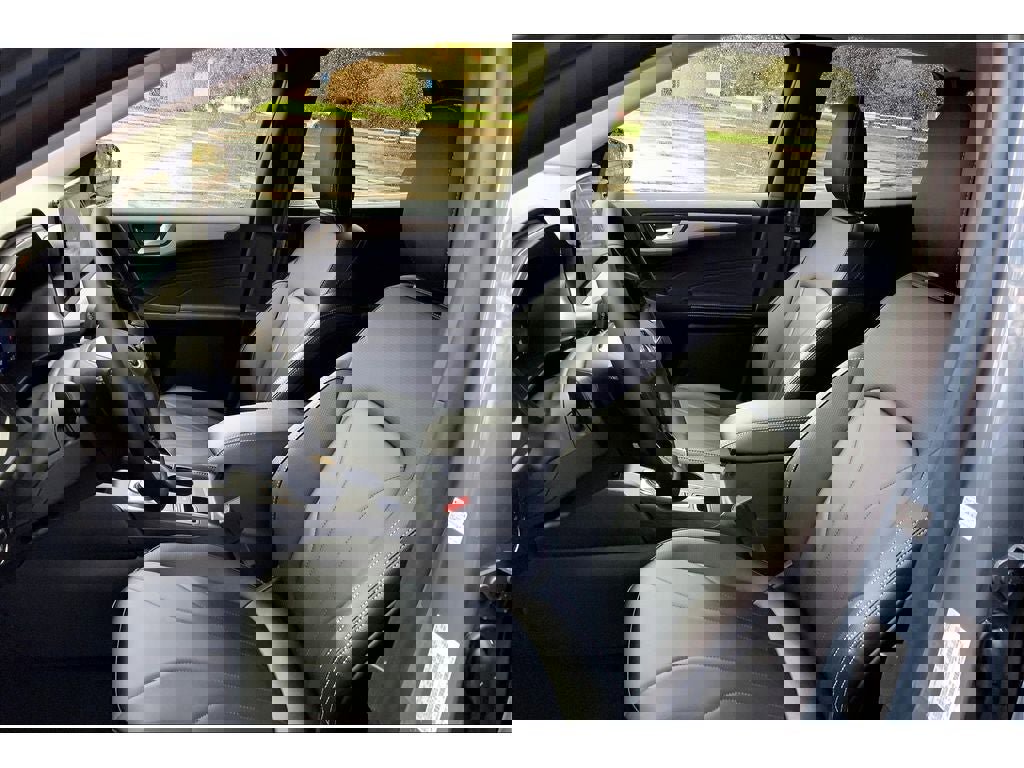 New 2026 Ford Escape Platinum image 10