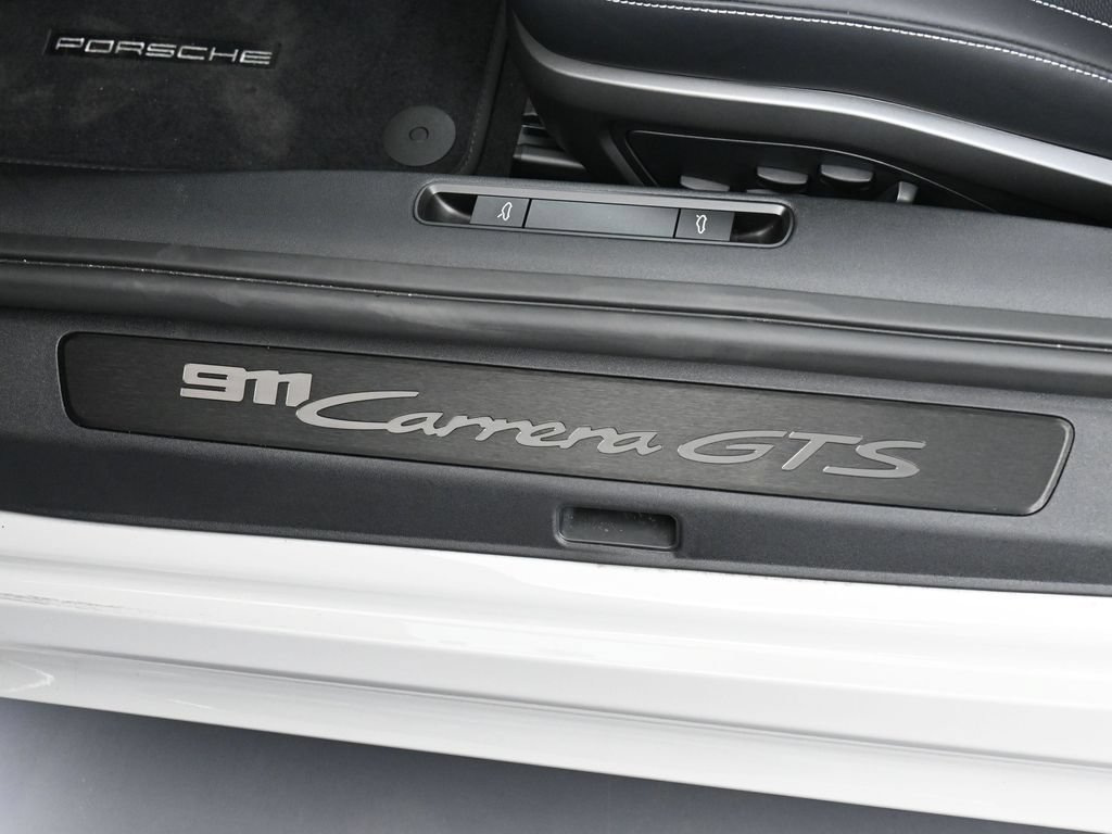 New 2026 Porsche 911 Carrera GTS RWD image 16