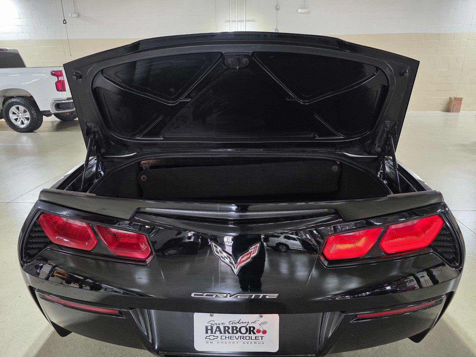 Used 2016 Chevrolet Corvette Stingray Convertible w/ 3LT Preferred Equipment Group RWD image 13