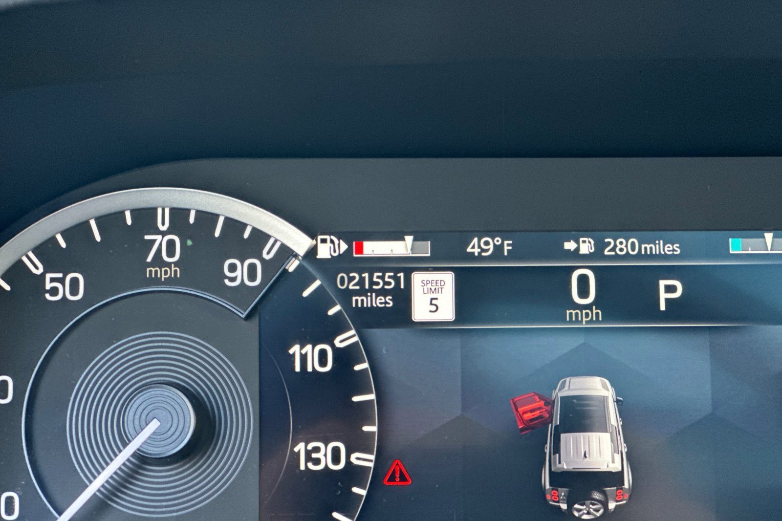 Used 2023 Land Rover Defender 130 X-Dynamic SE image 26