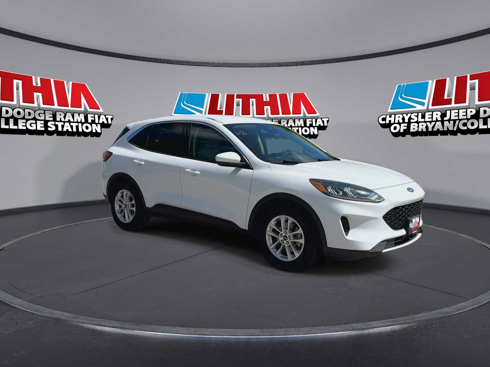 Used 2020 Ford Escape SE video 2