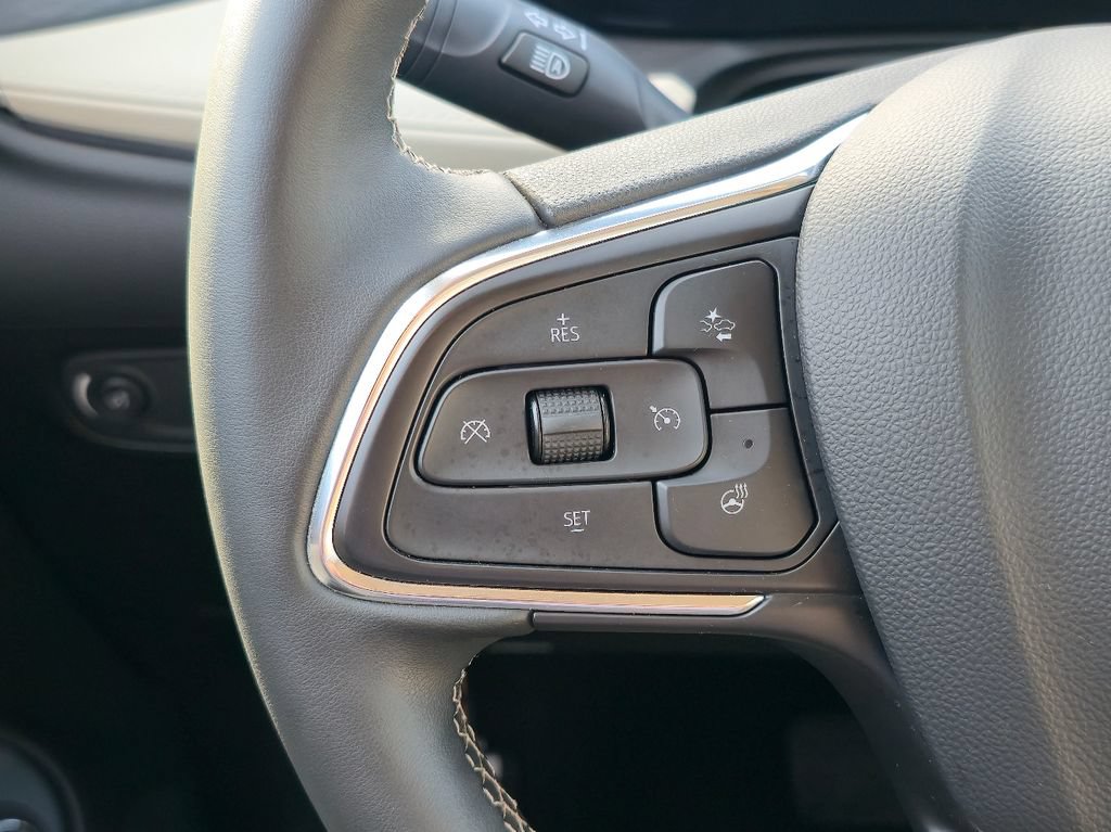 Used 2024 Buick Encore GX Avenir w/ Avenir Convenience Package FWD image 20