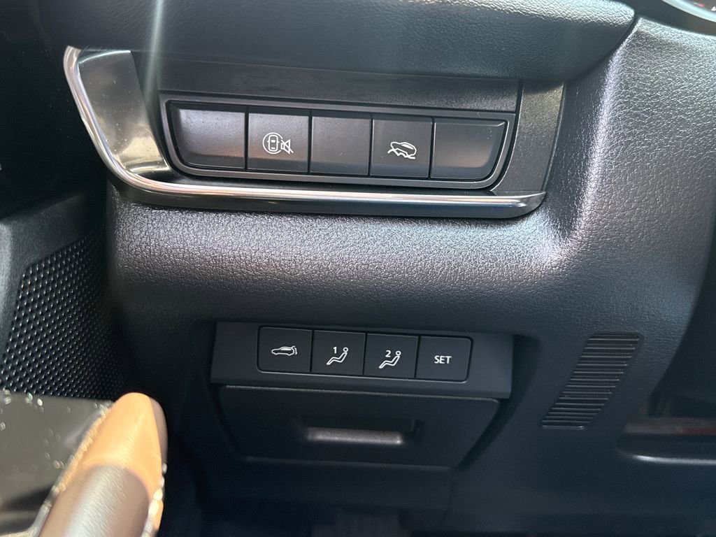 Used 2024 MAZDA CX-30 AWD 2.5 S w/ Premium Package image 32