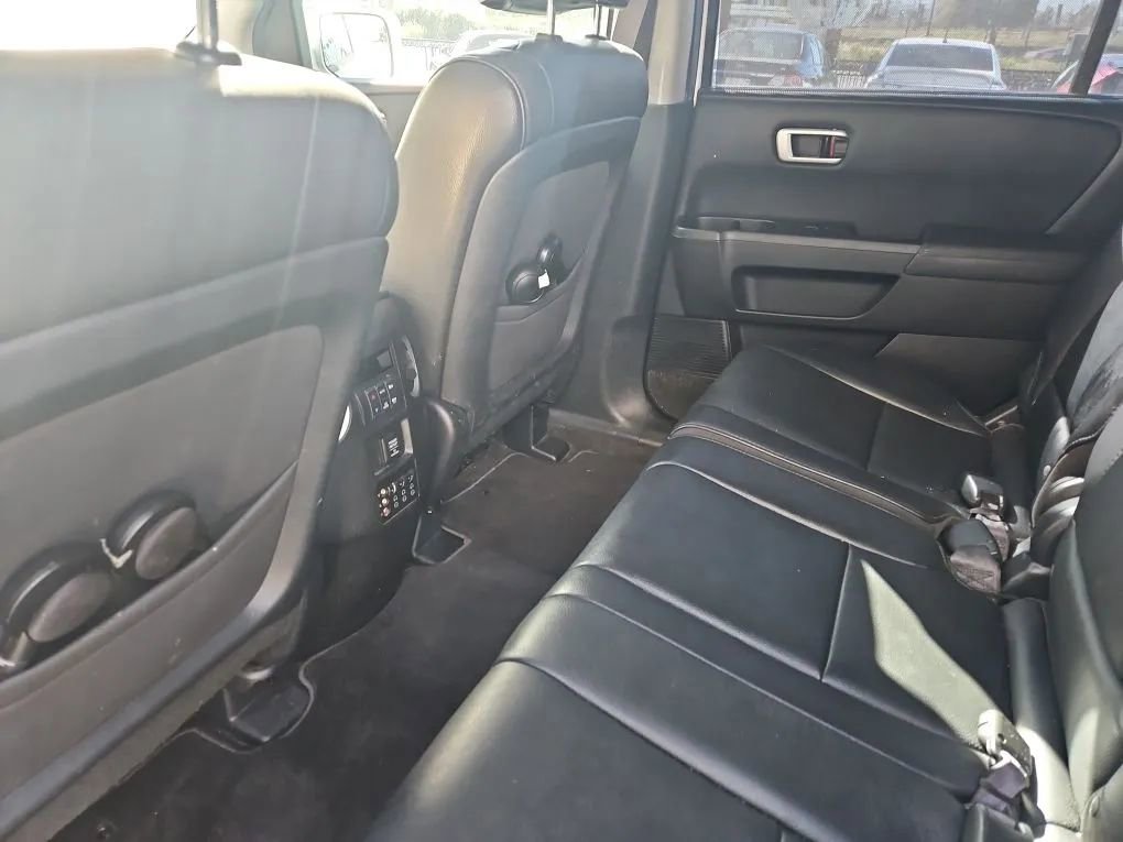 Used 2013 Honda Pilot Touring image 28