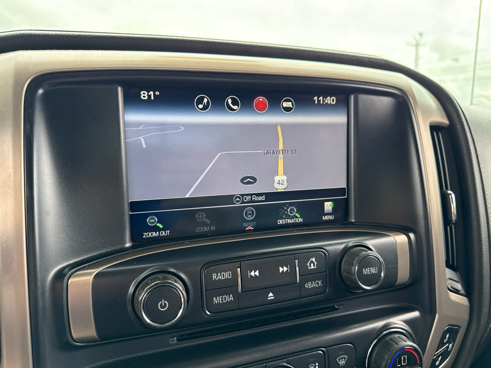 Used 2016 GMC Sierra 2500 Denali w/ Duramax Plus Package AWD/4WD image 19