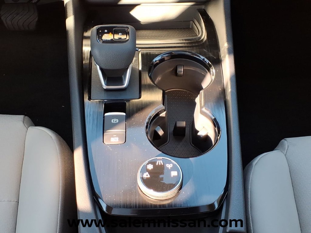 New 2027 Nissan Rogue SV AWD/4WD image 14