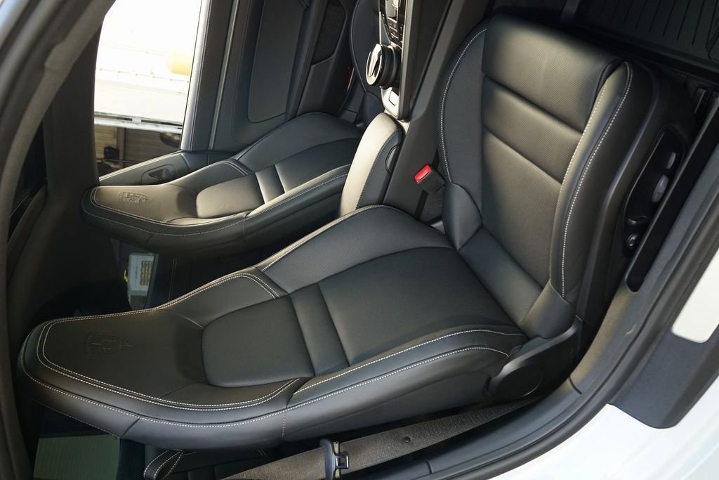 Used 2025 Porsche 911 Carrera image 11