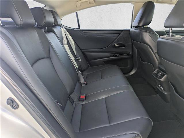 Used 2024 Lexus ES 300h w/ Premium Package FWD image 19