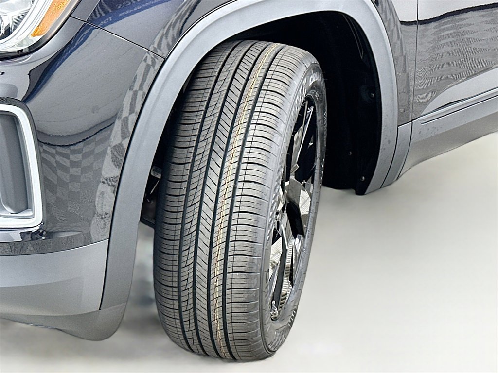 New 2026 Volkswagen Atlas SE image 25