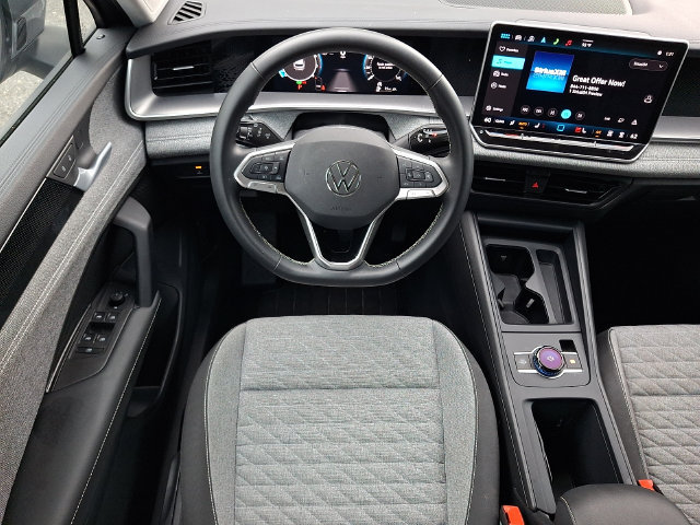 Certified 2025 Volkswagen Tiguan S AWD/4WD image 11