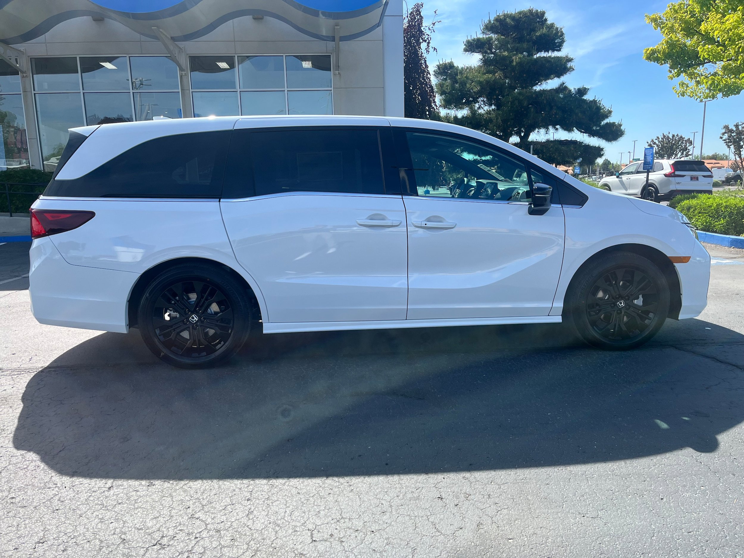 New 2026 Honda Odyssey Sport-L image 4