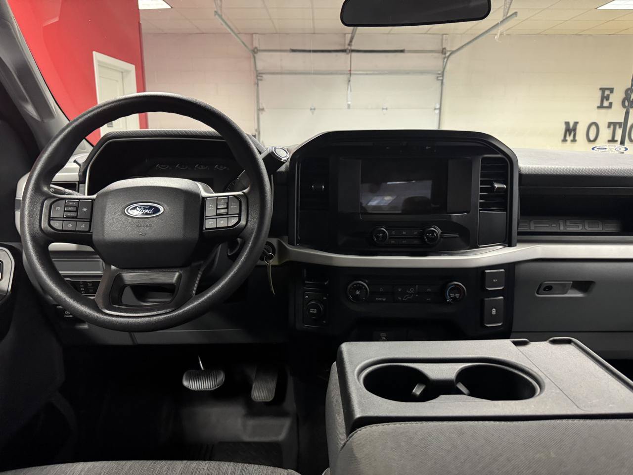 Used 2022 Ford F150 XL w/ Equipment Group 101A High AWD/4WD image 37