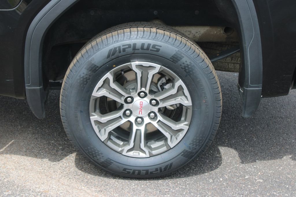 Used 2025 GMC Sierra 1500 SLT AWD/4WD image 17