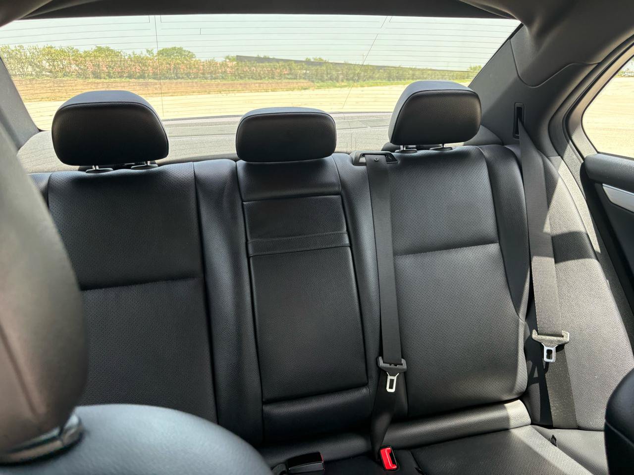 Used 2014 Mercedes-Benz C 250 Sedan image 34