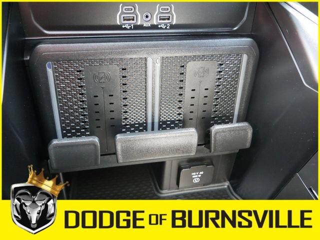 Used 2025 RAM 2500 Laramie AWD/4WD image 24