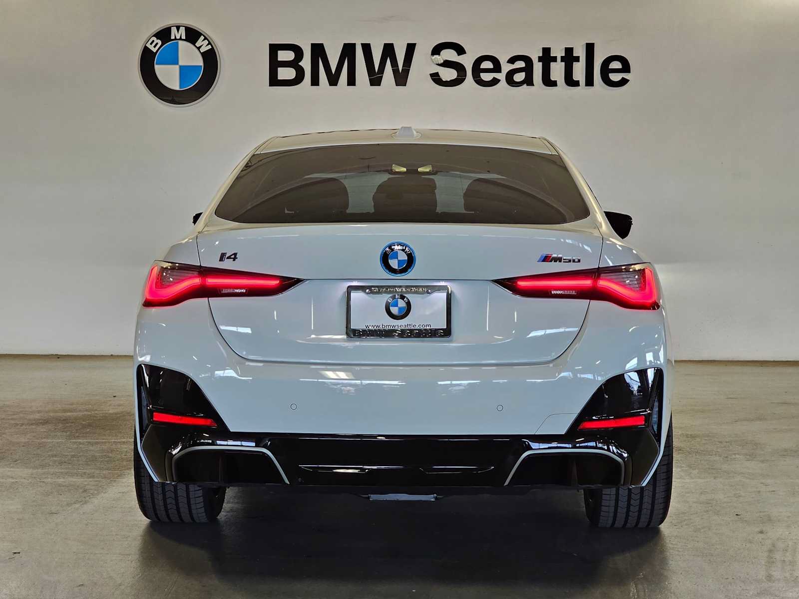Used 2023 BMW i4 M50 AWD/4WD image 5