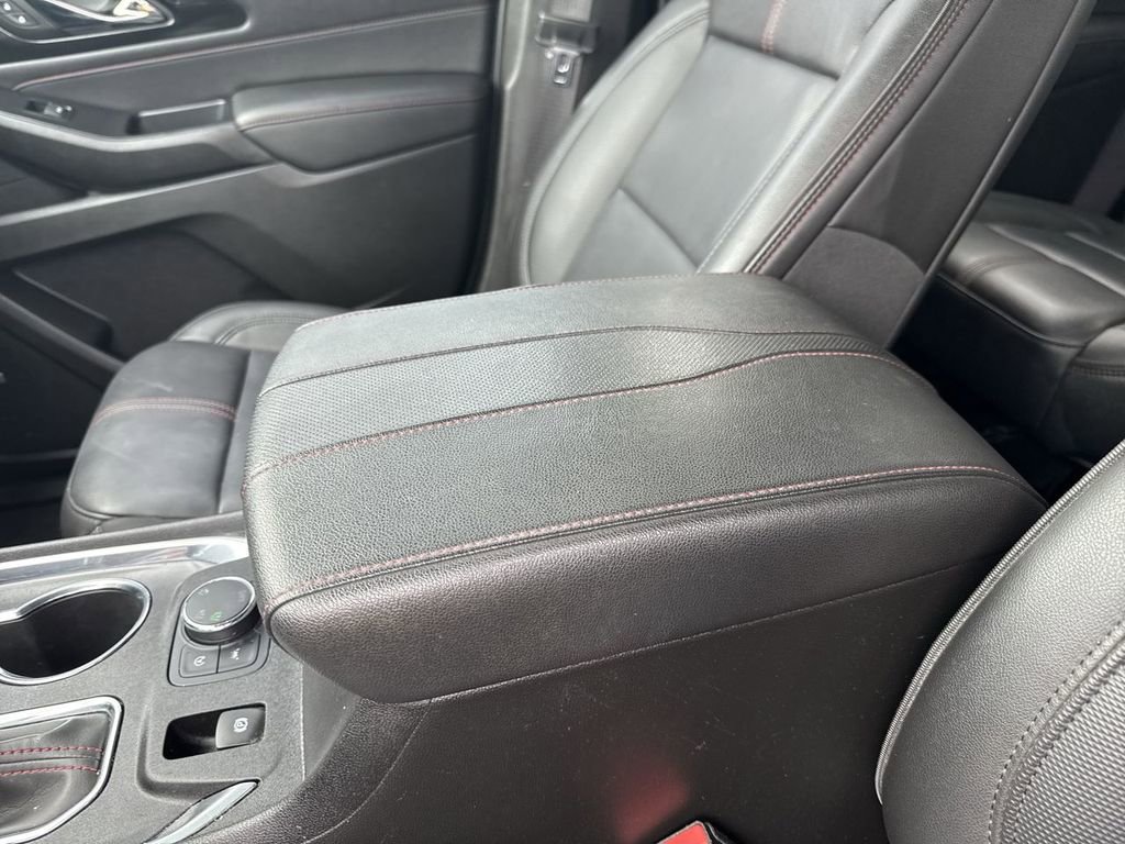 Used 2023 Chevrolet Traverse RS w/ LPO, Floor Liner Package AWD/4WD image 27
