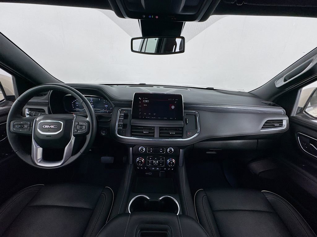 Used 2024 GMC Yukon SLT image 35