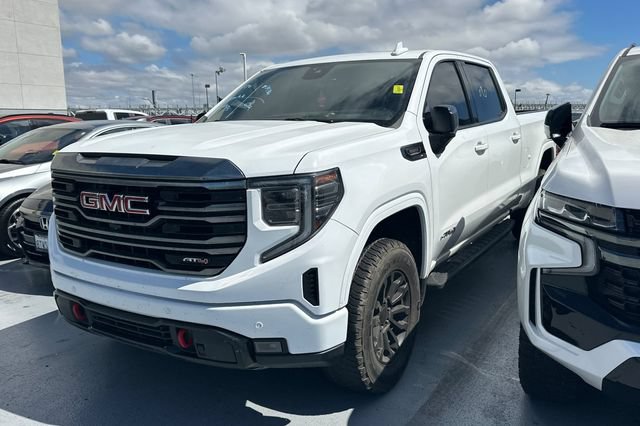 Used 2022 GMC Sierra 1500 AT4 w/ AT4 Premium Package AWD/4WD image 1