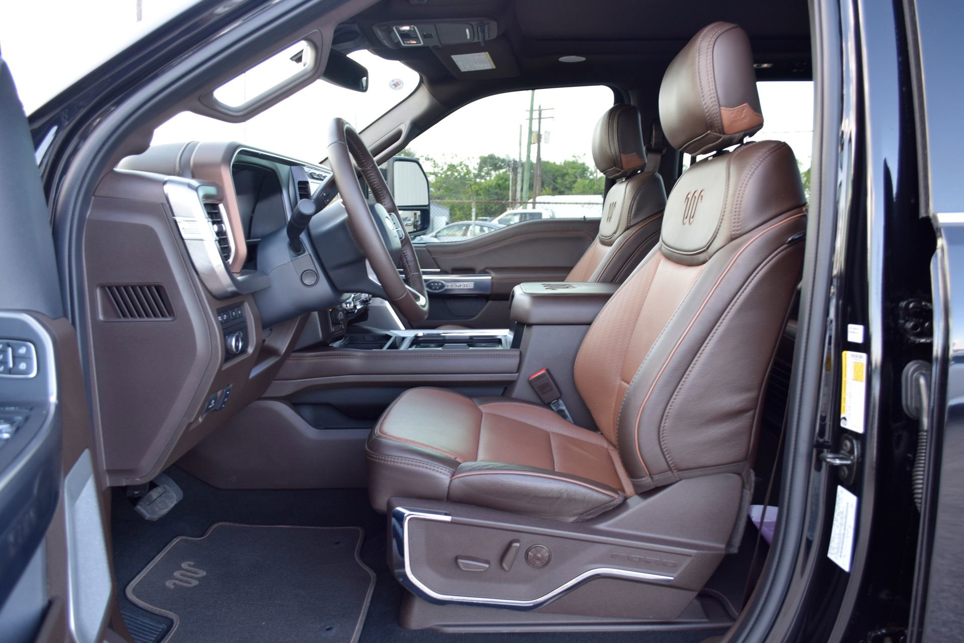 Used 2024 Ford F250 King Ranch w/ Tremor Off-Road Package AWD/4WD image 18