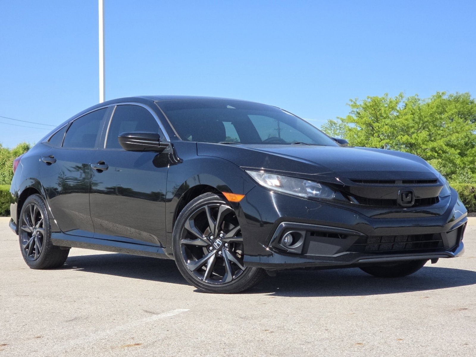 Used 2019 Honda Civic Sport image 2