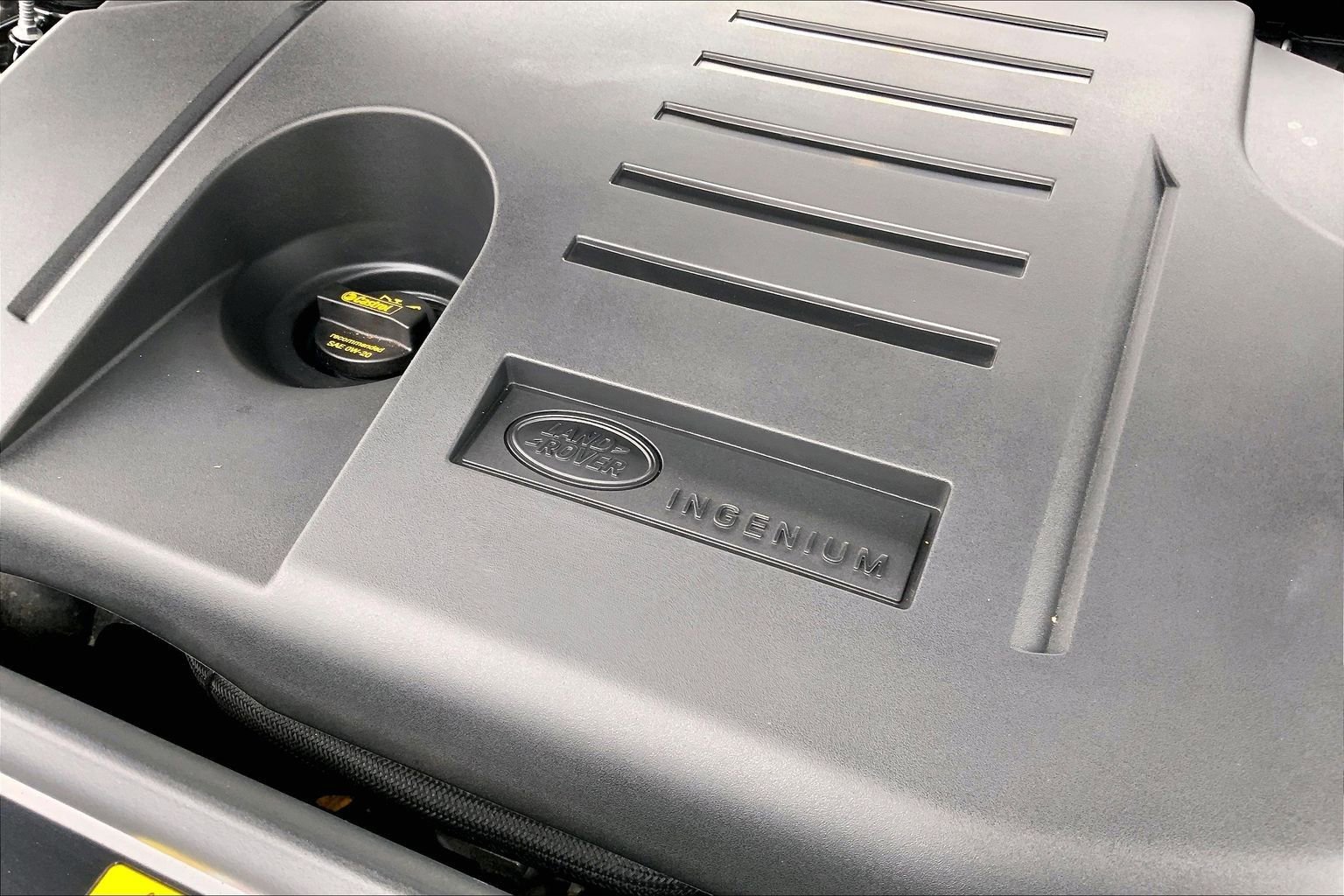 Used 2024 Land Rover Range Rover Sport SE image 32