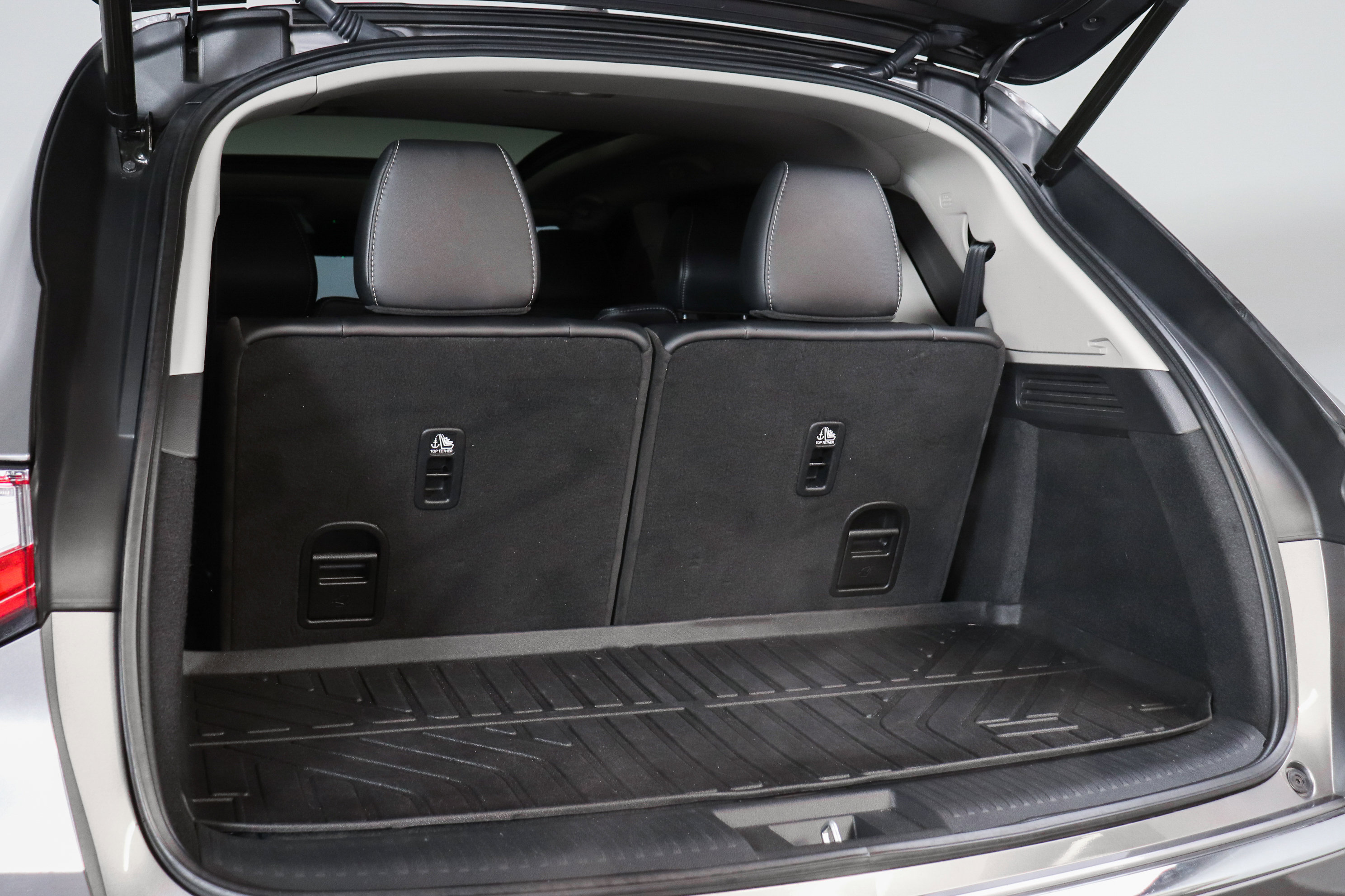 Used 2022 Acura MDX SH-AWD w/ Technology Package image 10