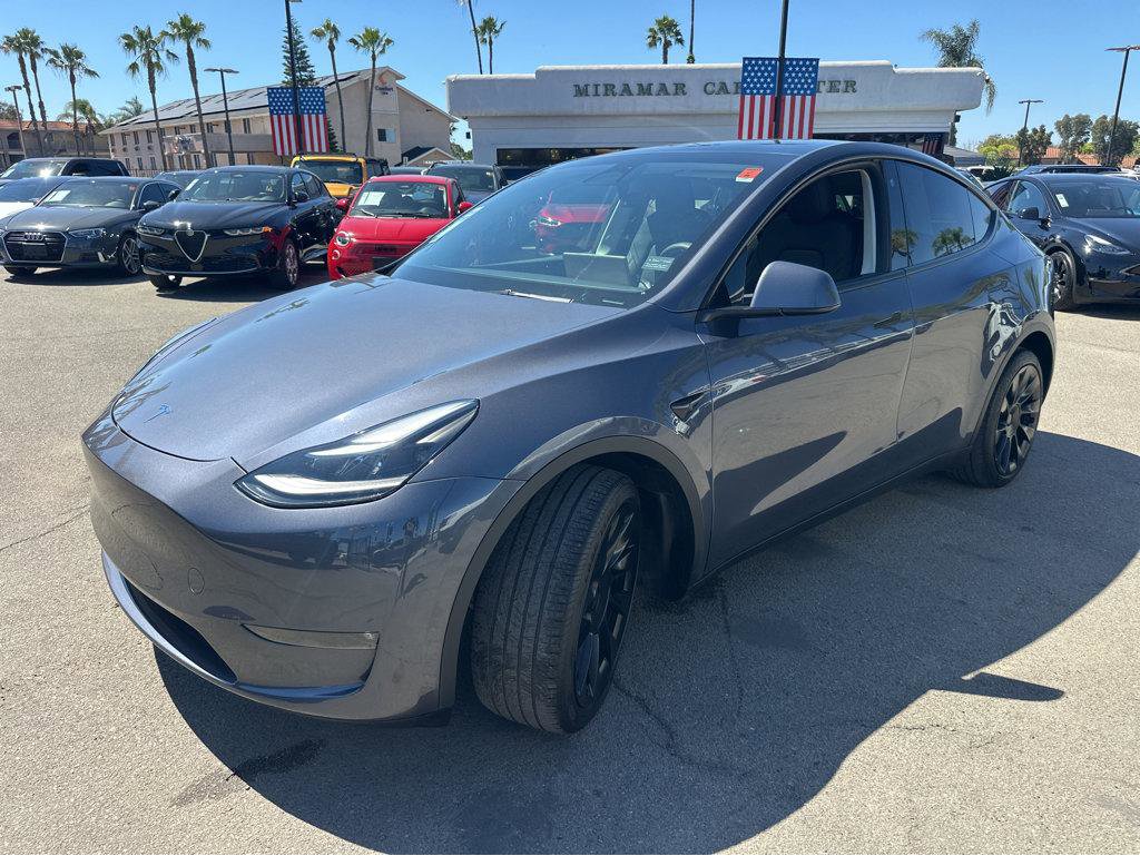 Used 2023 Tesla Model Y Long Range AWD/4WD image 11