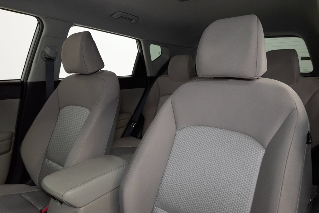 Certified 2025 Kia Soul LX w/ LX Technology Package FWD image 10