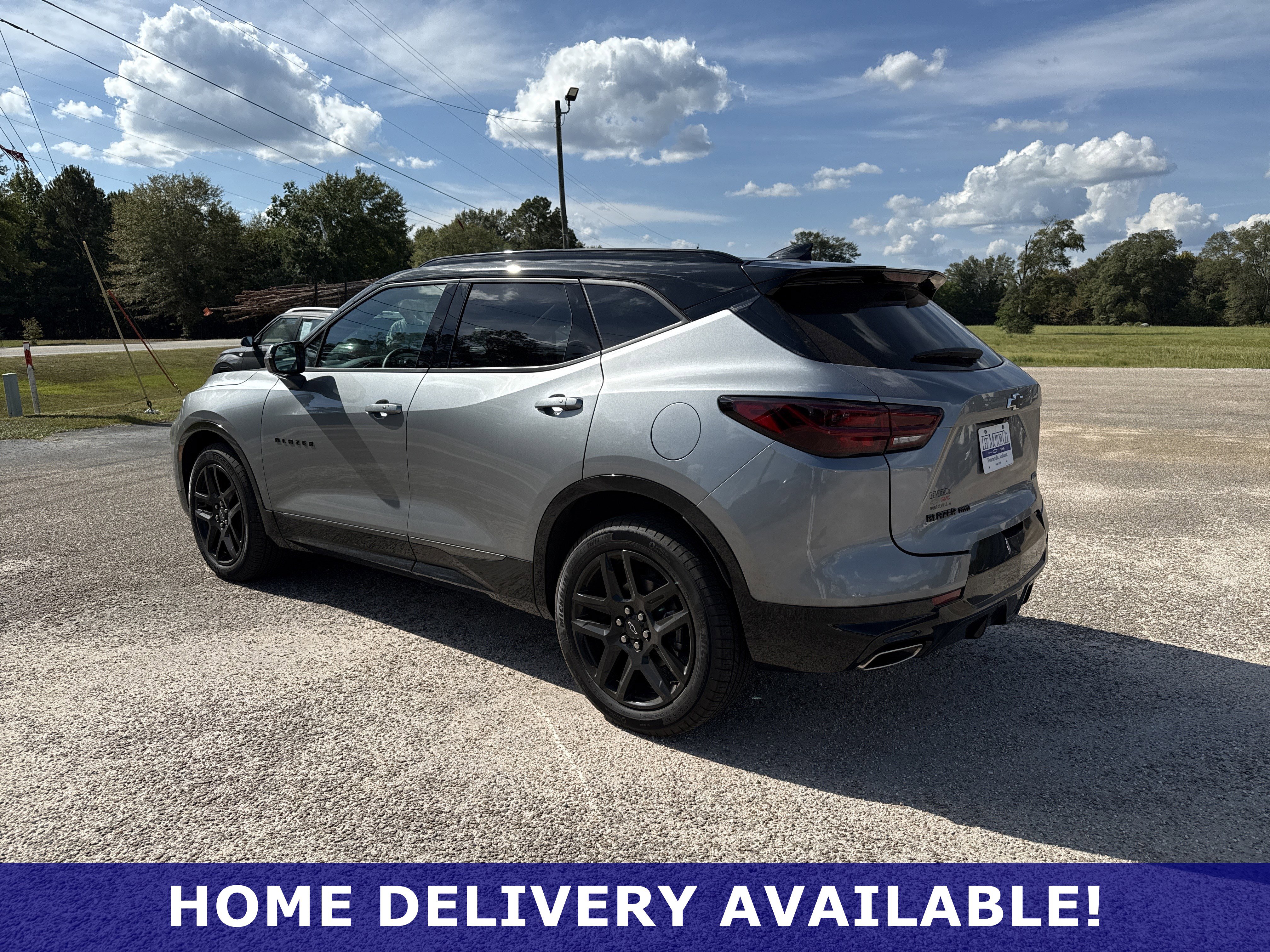 Used 2025 Chevrolet Blazer RS w/ Driver Confidence II Package image 17