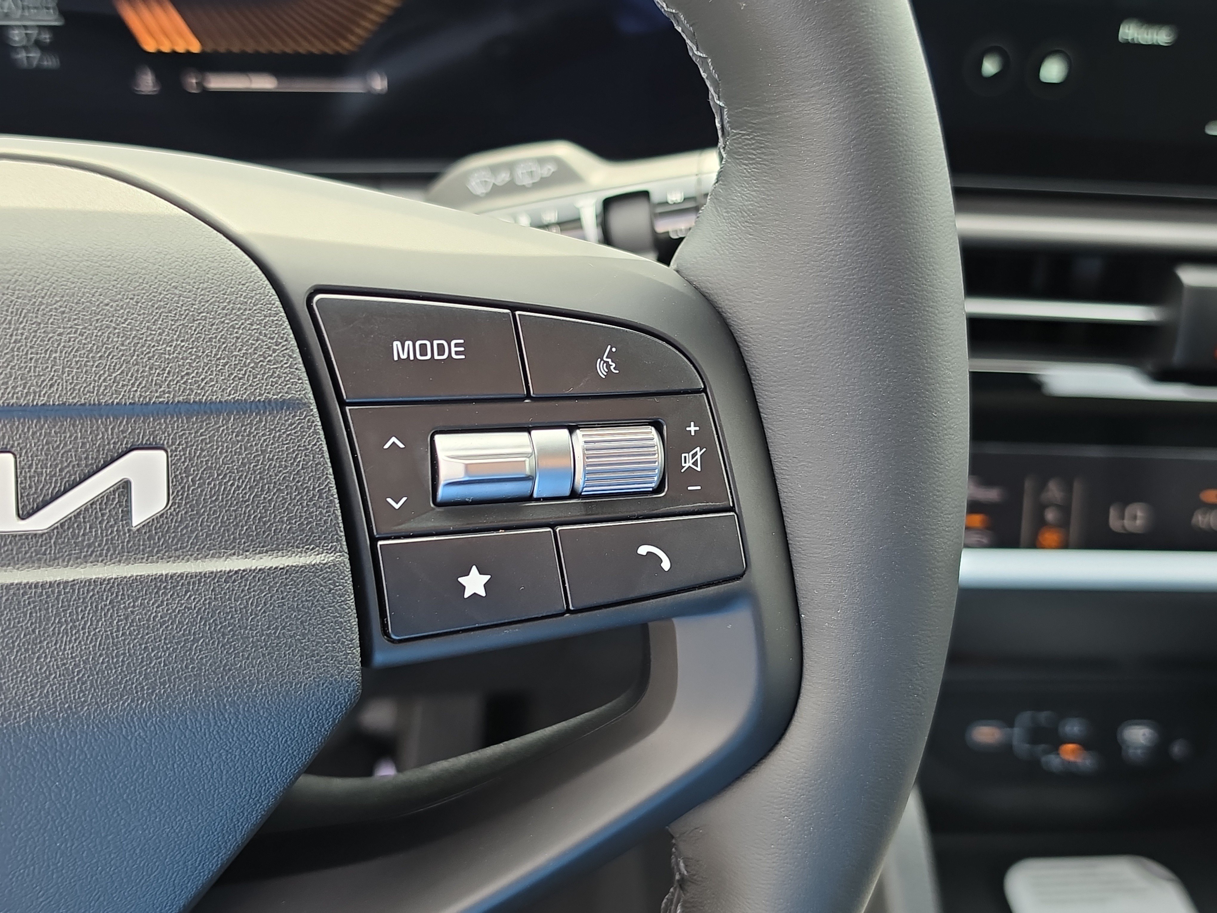 New 2027 Kia Sportage EX FWD image 31