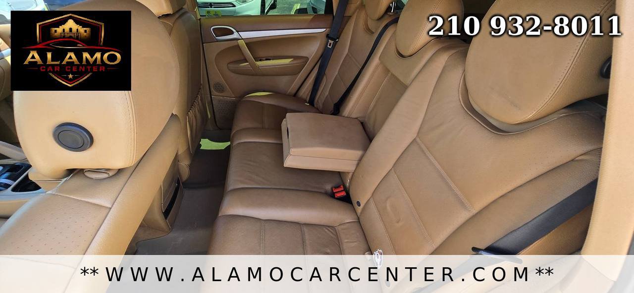 Used 2008 Porsche Cayenne AWD/4WD image 17