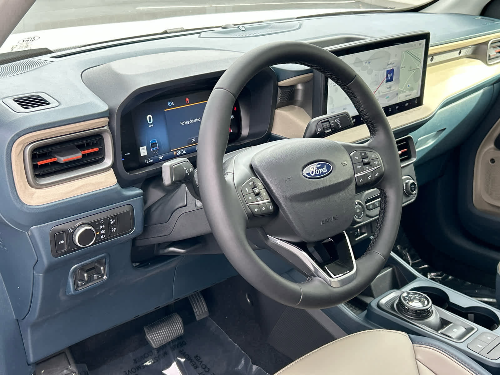 New 2025 Ford Maverick Lariat w/ 4K Tow Package image 31