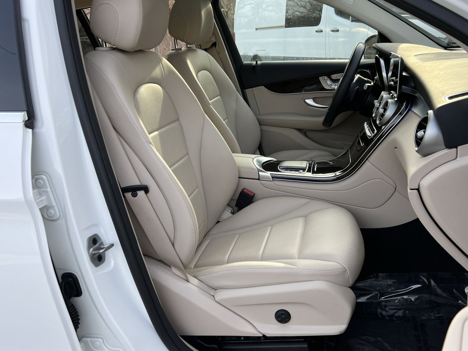 Certified 2021 Mercedes-Benz GLC 300 4MATIC image 26