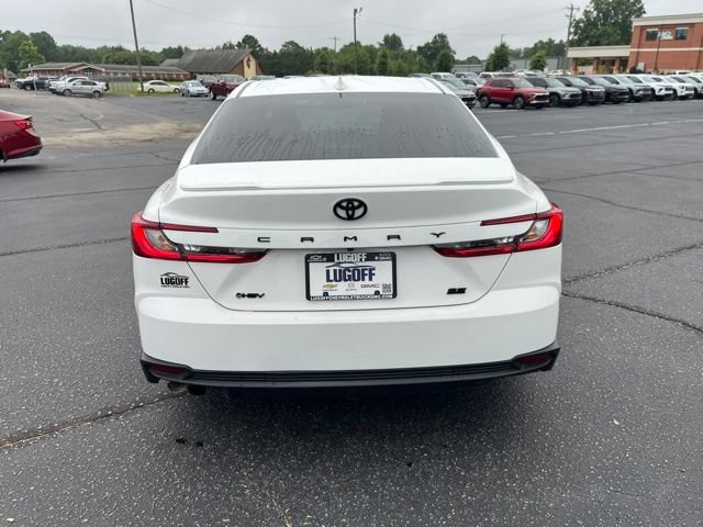 Used 2025 Toyota Camry SE w/ Convenience Package FWD image 33