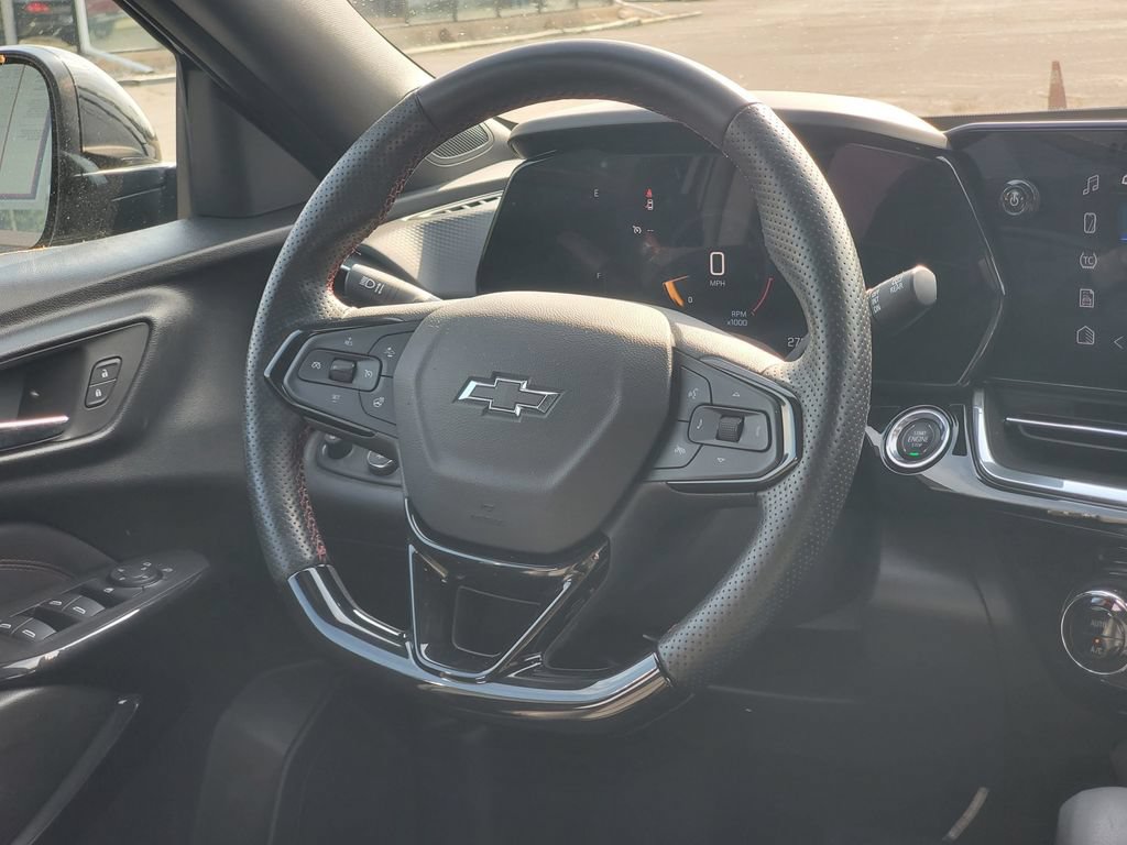 Certified 2024 Chevrolet Trax RS w/ Driver Confidence Package FWD image 25