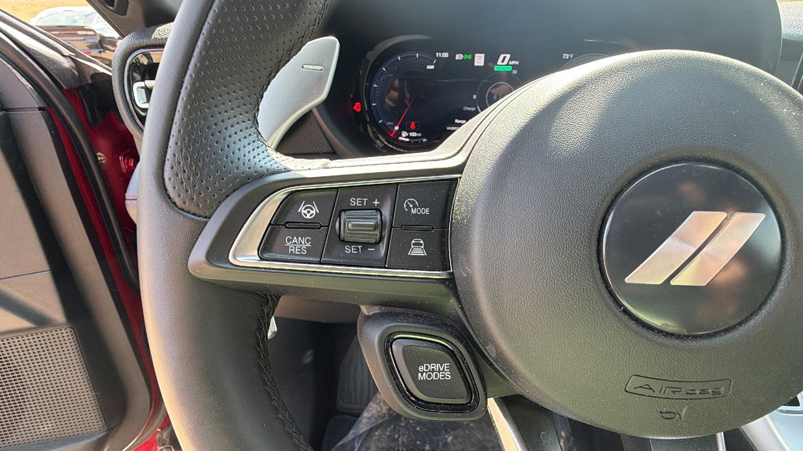 Used 2025 Dodge Hornet R/T w/ Tech Pack image 27