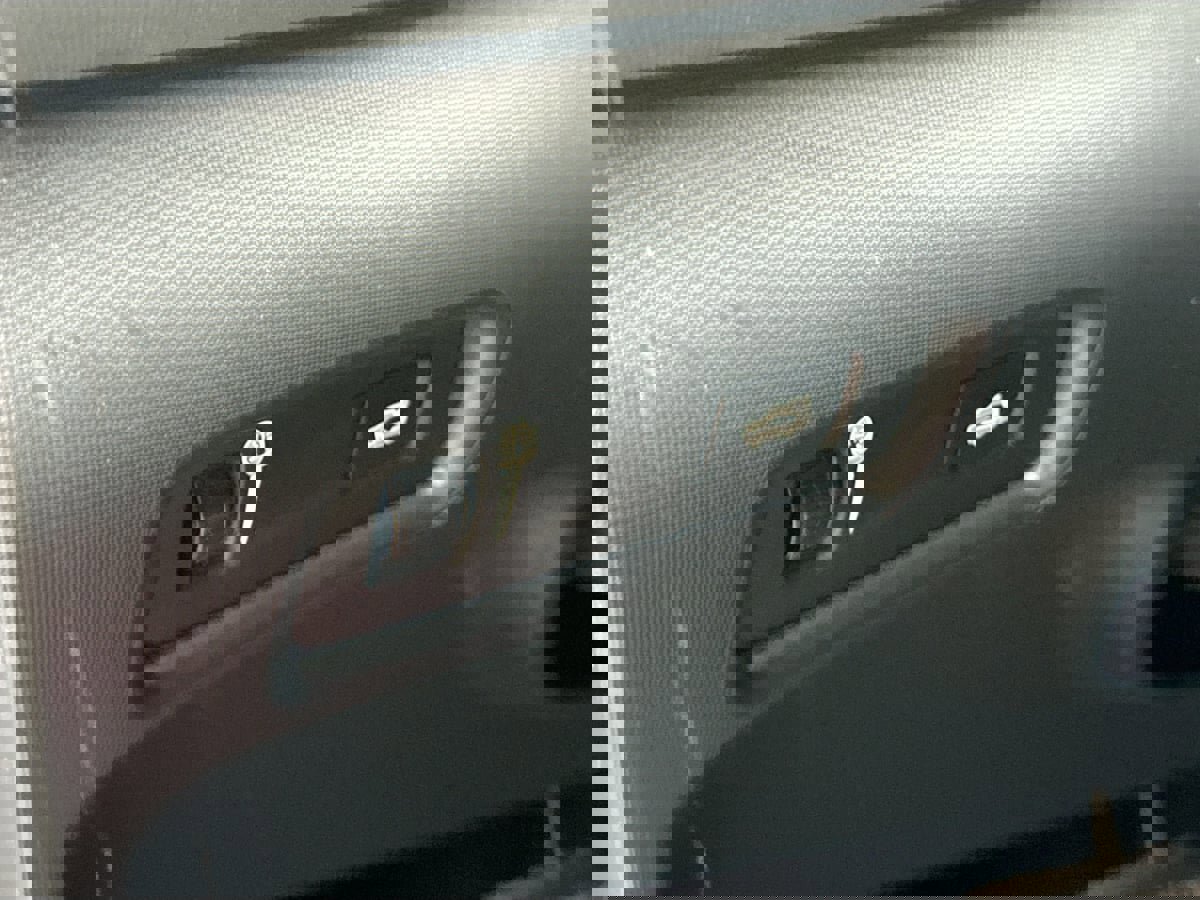 Used 2021 Polestar Polestar 2 w/ Performance Package image 10