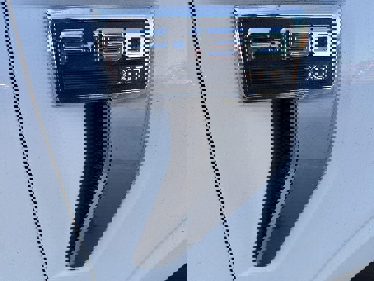 Used 2023 Ford F150 XLT w/ Trailer Tow Package image 16