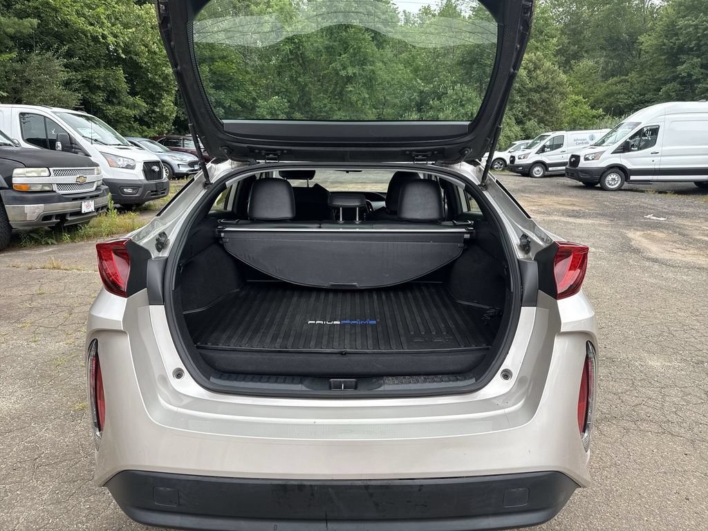 Used 2020 Toyota Prius Prime XLE FWD image 23