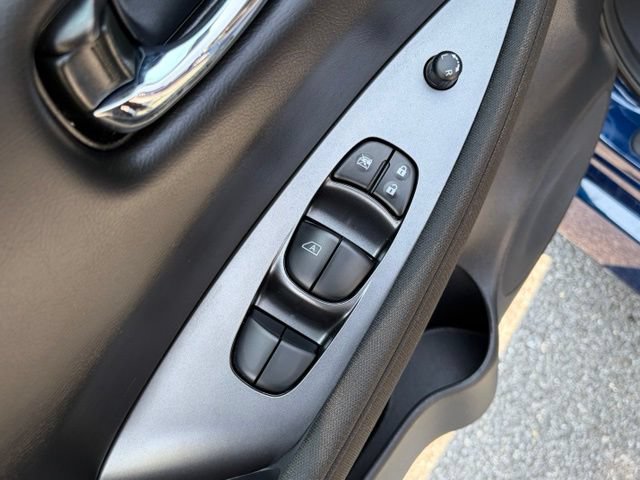 Used 2025 Nissan Leaf S FWD image 13
