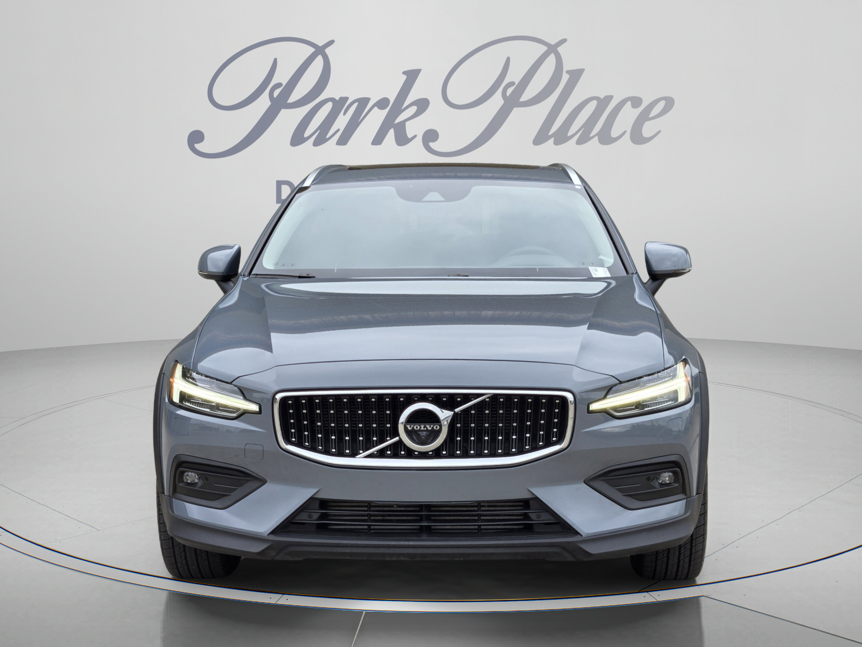 Used 2022 Volvo V60 T5 Cross Country w/ Advanced Package AWD/4WD image 9