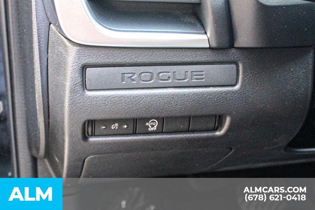 Used 2024 Nissan Rogue S AWD/4WD image 27