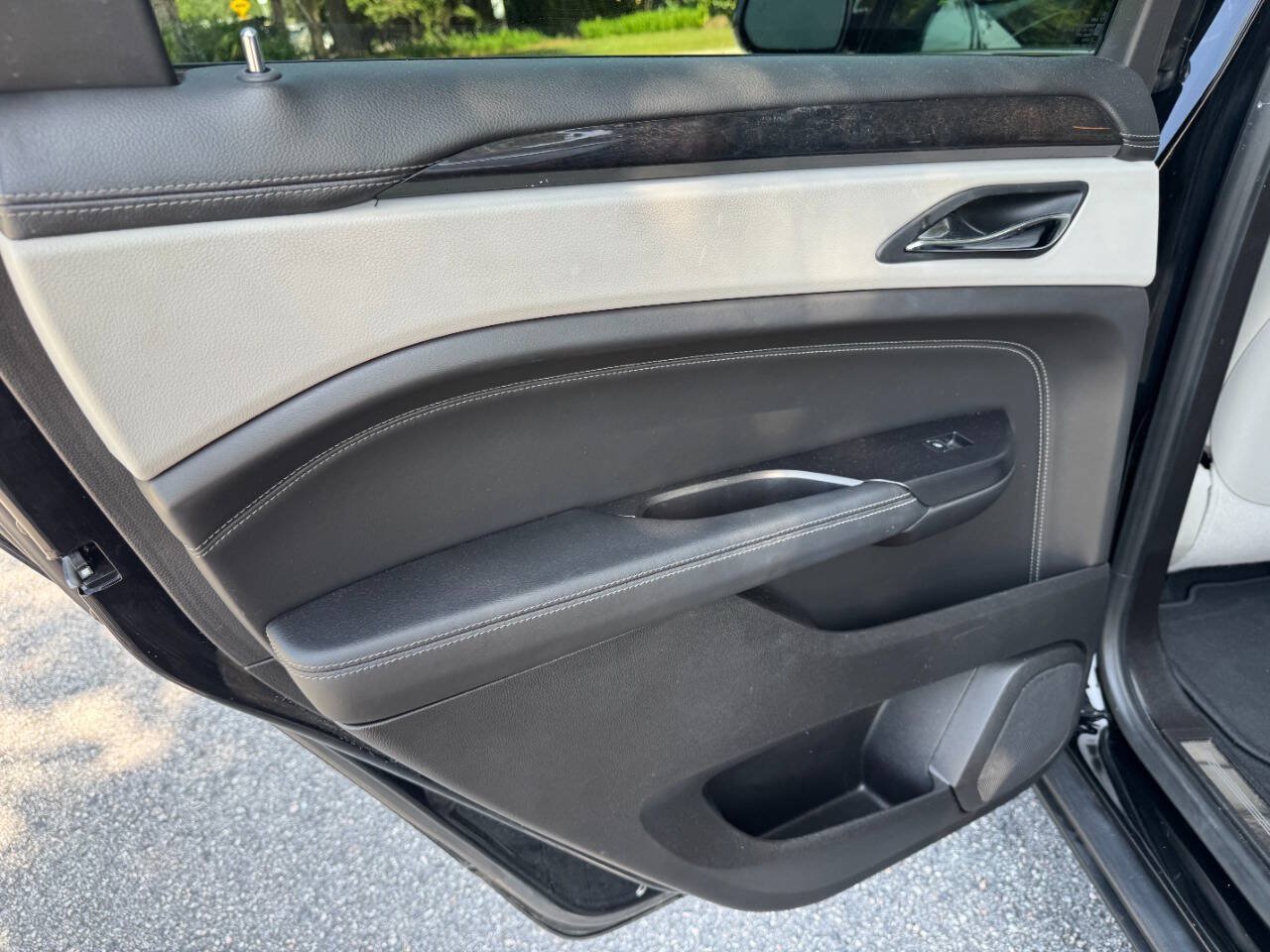Used 2016 Cadillac SRX Performance FWD image 40