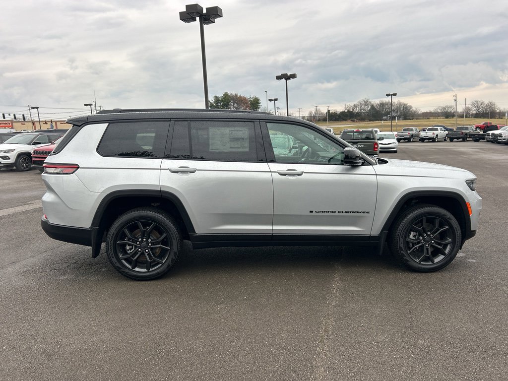New 2025 Jeep Grand Cherokee L Limited w/ MOPAR Finishing Package image 4