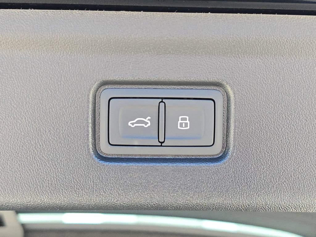 New 2027 Audi A6 e-tron Premium Plus AWD/4WD image 13